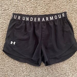 Under armour black shorts